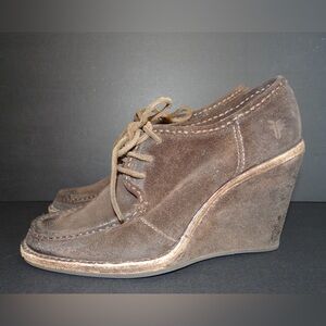 FRYE Caroline Lace Up Dark Brown Suede Ankle Wedge Bootie Heel Boots 7.5M